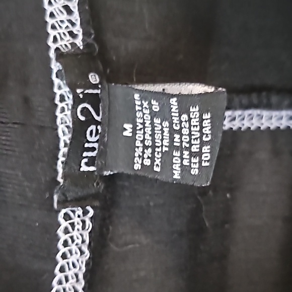 Rue 21 Top - Picture 3 of 4